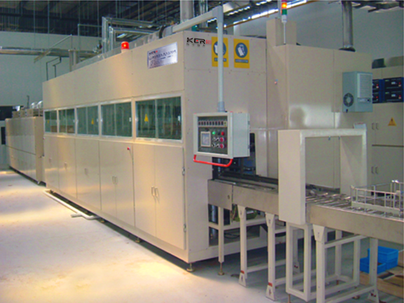 全自動超聲波清洗機(jī)工作的特點(diǎn)及原則有哪些？